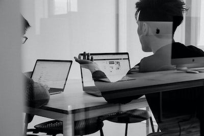 個人事業主におすすめの肩書きとは？役職との違いやルールをご紹介